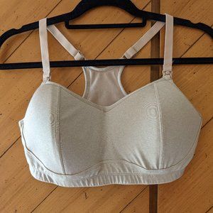 NEVER WORN TAN PLAYTEX LARGE NURSING BRA